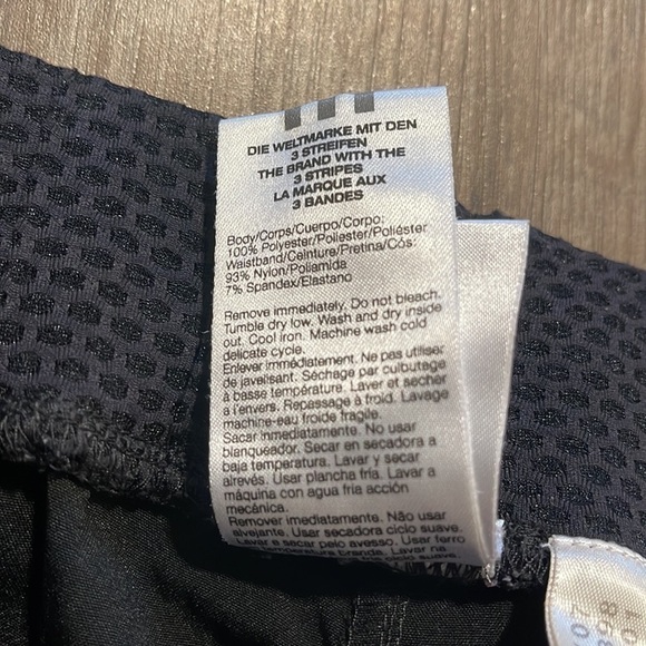 ADIDAS ACTIVEWEAR CAPRIS (M) - Picture 7 of 9